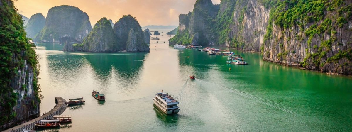 PACKAGE 2: HANOI – HALONG – HANOI 4 DAYS