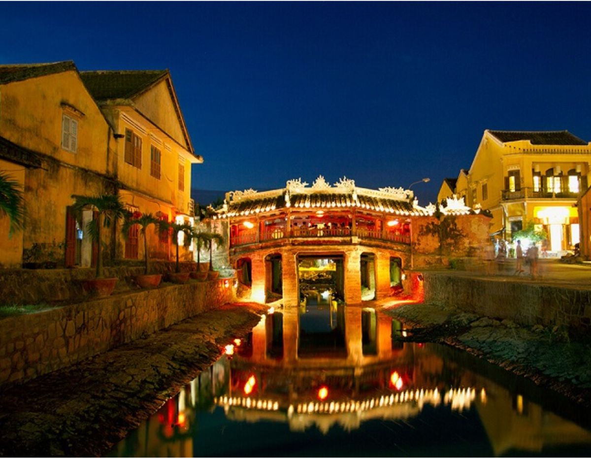 Blog 9 Japanese Covered Bridge Hoi An