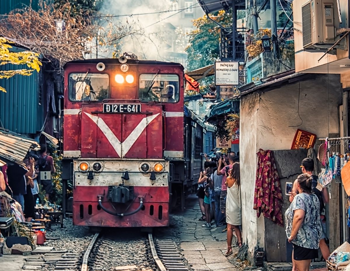 Vietnam Tour Package 12