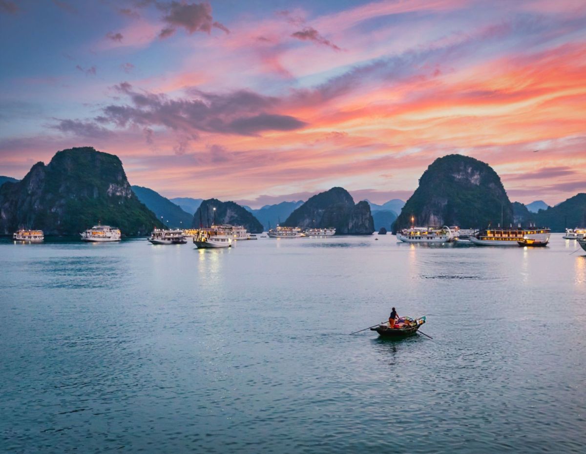 Vietnam Tour Package 12