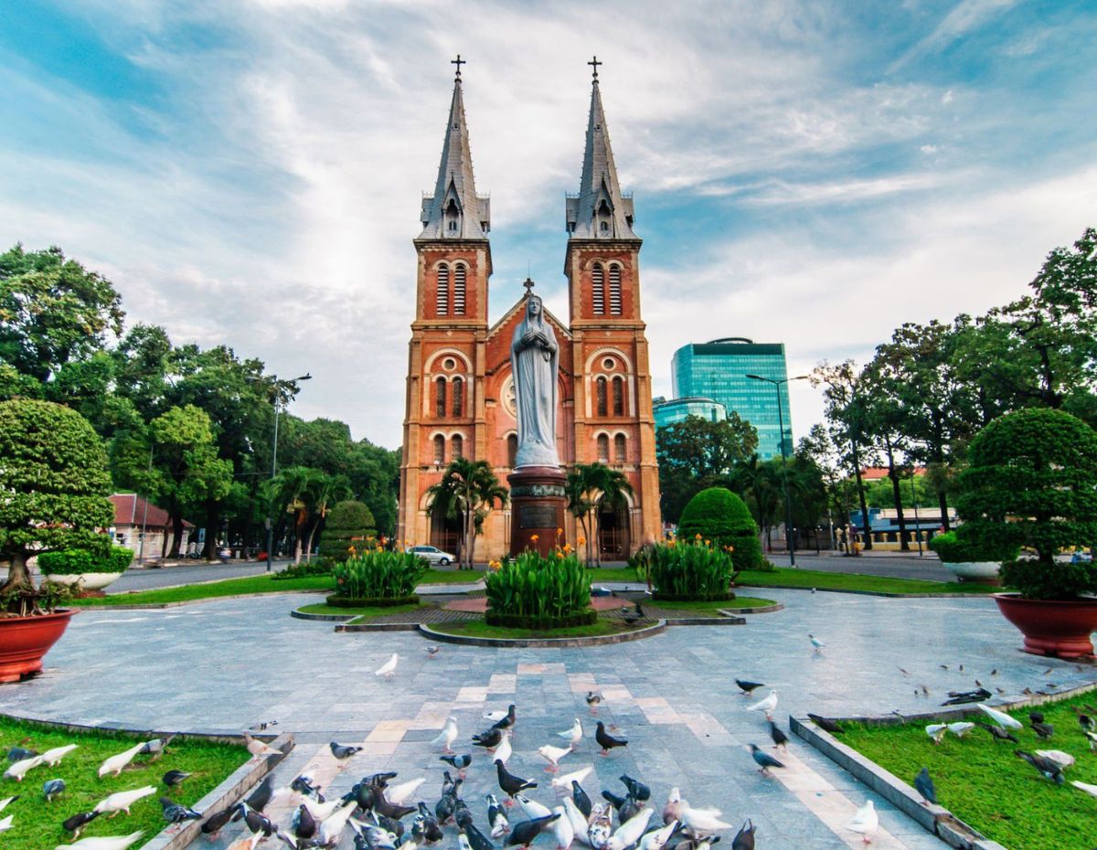 Vietnam Tour Package 15