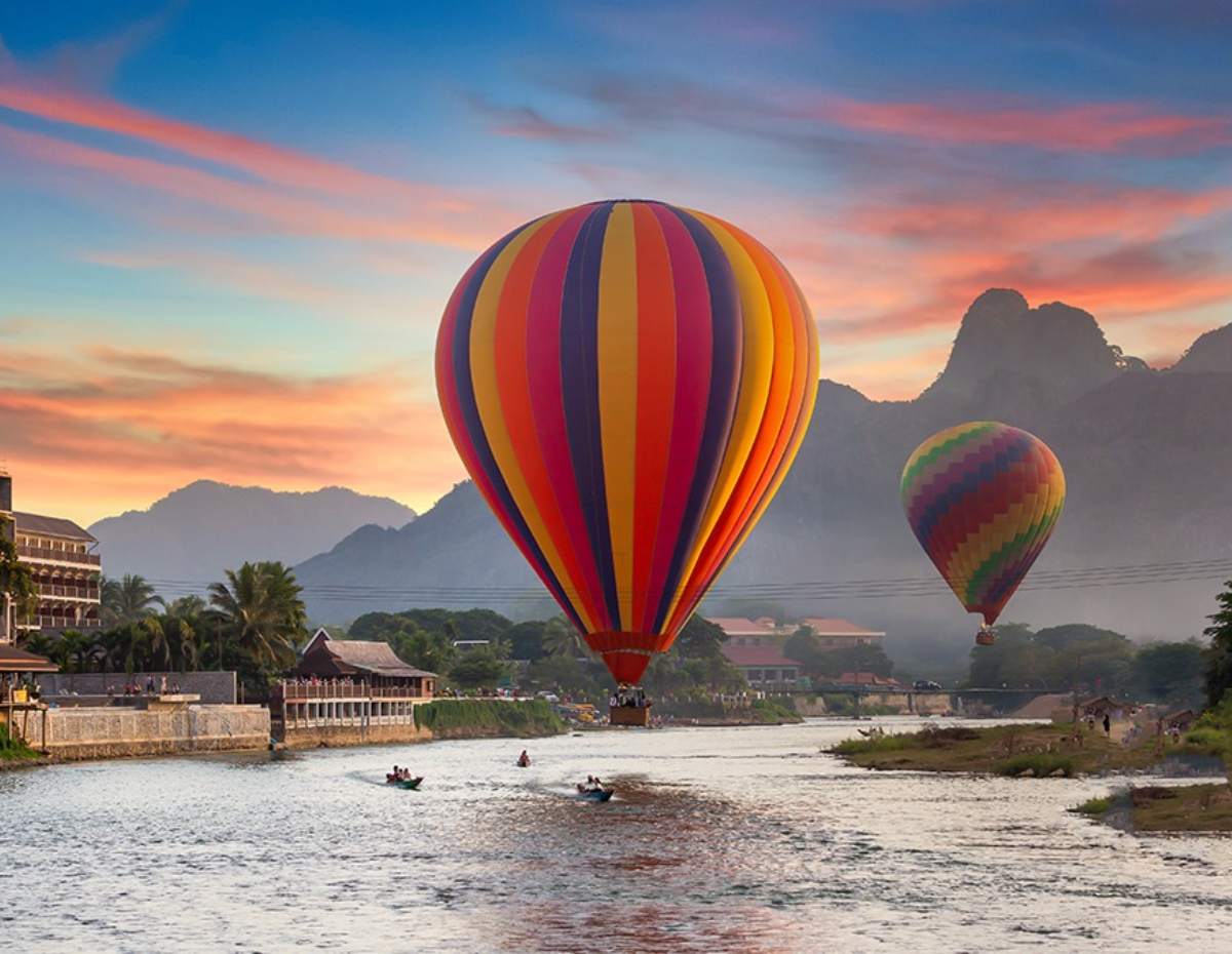 Vang Vieng Adventure Guide