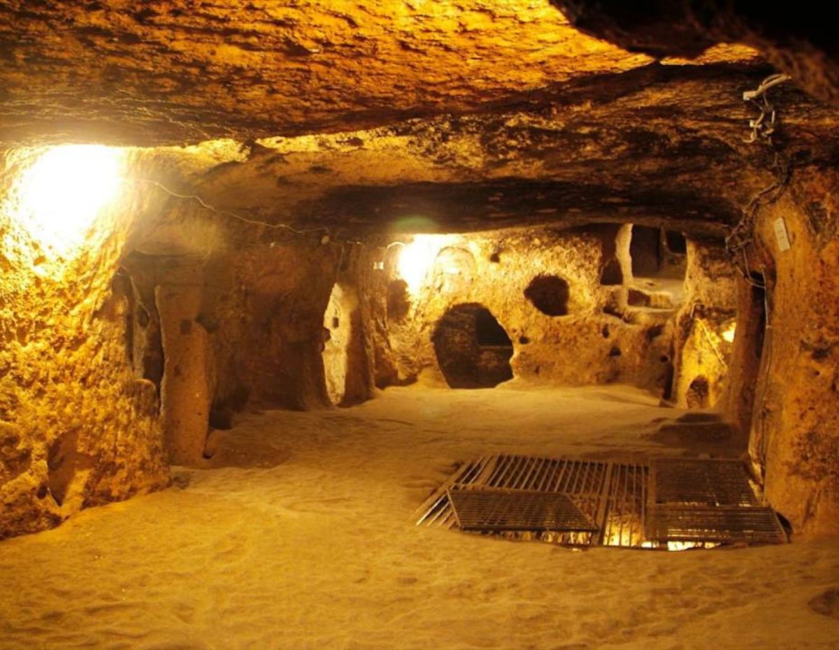 Cu Chi Tunnels and Mekong Delta Tour 2